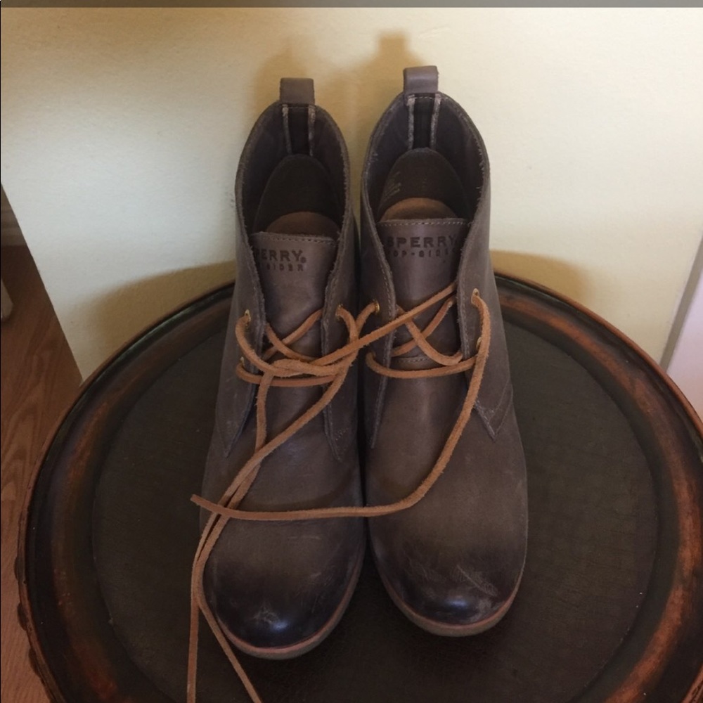 Sperry ankle booties